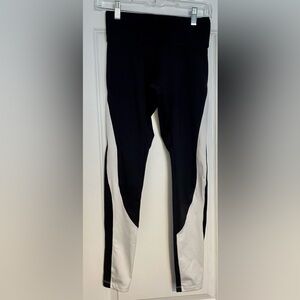 Victoria’s Secrets PINK XS leggings